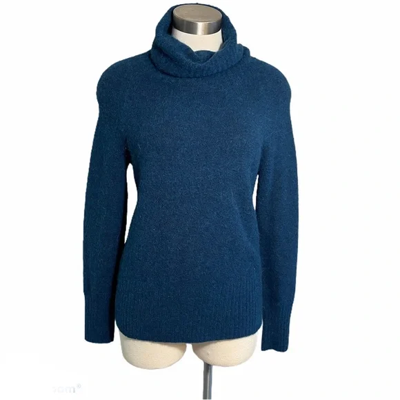 The Group Babaton Aritzia Sweater Plutarch Turtleneck Blue Sz. XS - Picture 1 of 9